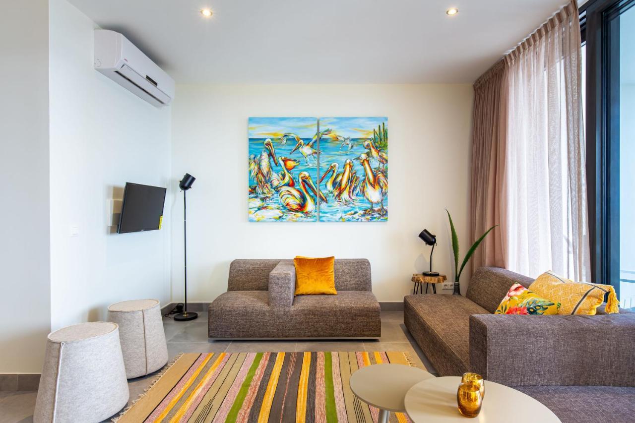 Coral Estate Ocean View Apartments Виллемстад Экстерьер фото