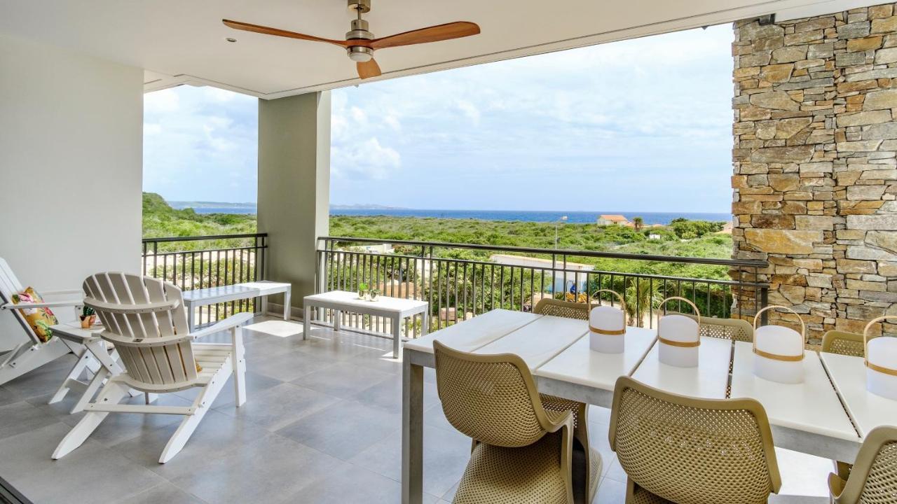 Coral Estate Ocean View Apartments Виллемстад Экстерьер фото