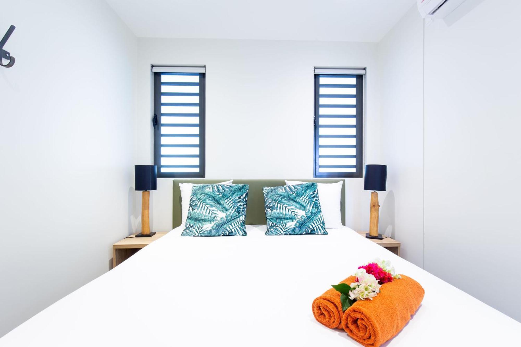 Coral Estate Ocean View Apartments Виллемстад Экстерьер фото