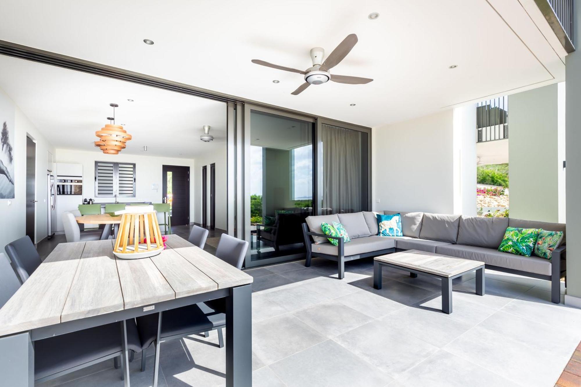 Coral Estate Ocean View Apartments Виллемстад Экстерьер фото